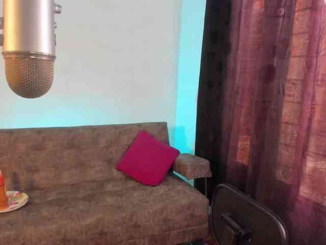 KattySoto webcam