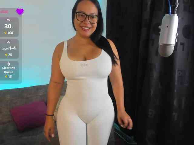 KattySoto webcam