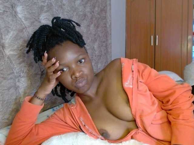 Naughty-Girl17's BongaCams show and profile