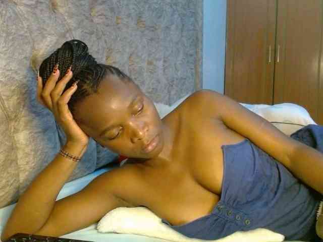 Naughty-Girl17 webcam