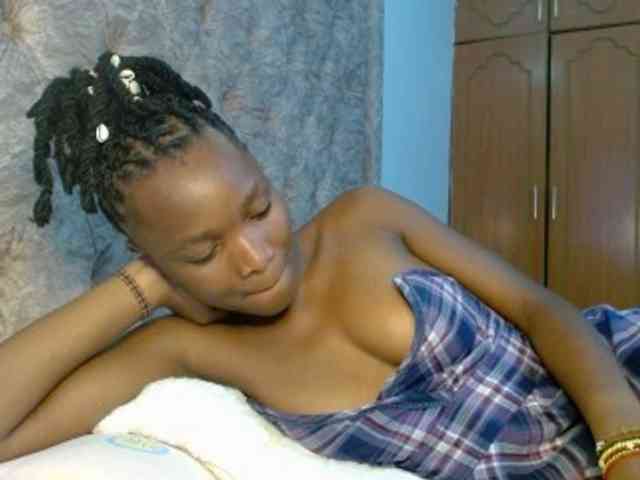 Naughty-Girl17 webcam