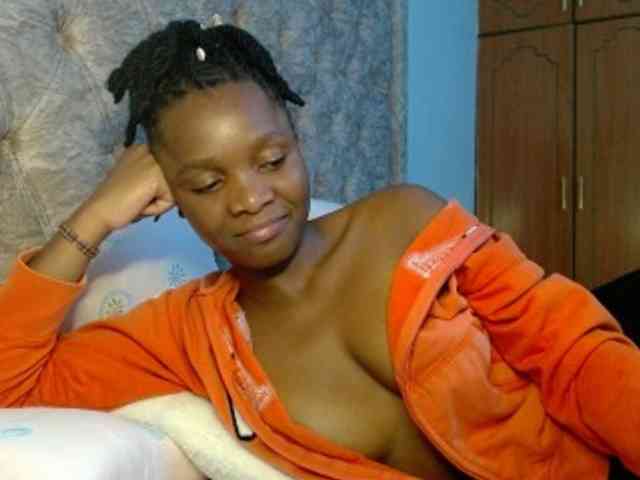 Naughty-Girl17 webcam