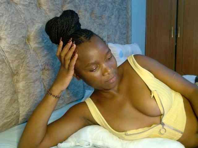 Naughty-Girl17 webcam