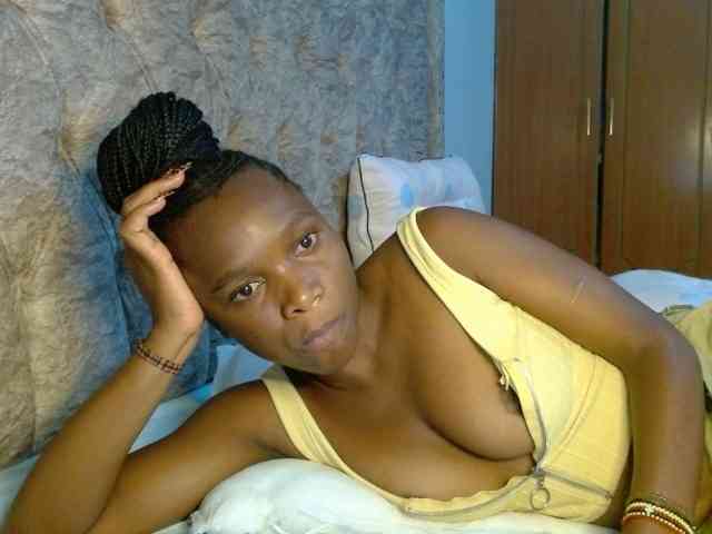 Naughty-Girl17 webcam