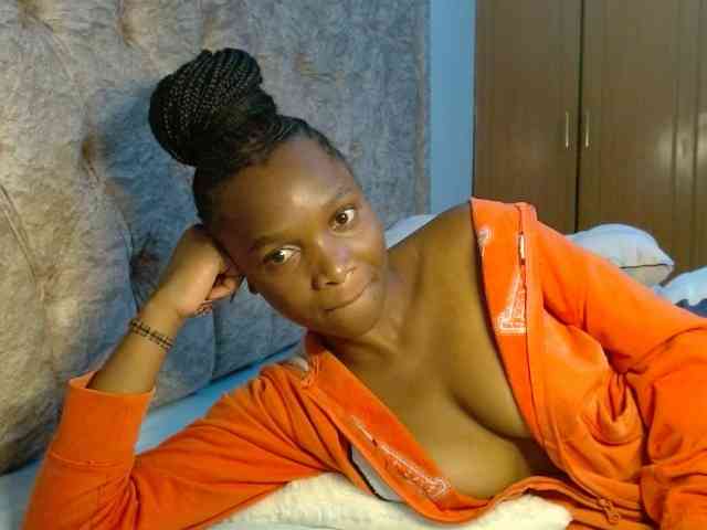 Naughty-Girl17 webcam