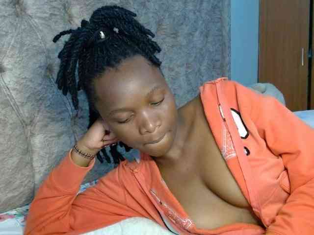 Naughty-Girl17 webcam