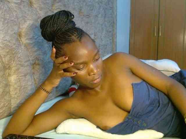 Naughty-Girl17 webcam