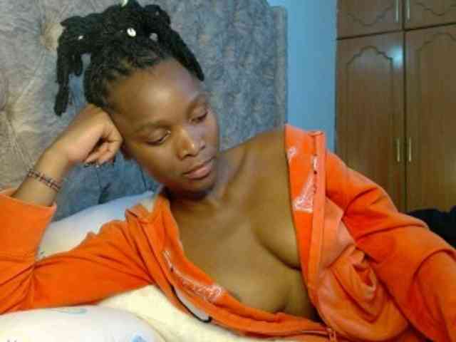 Naughty-Girl17 webcam