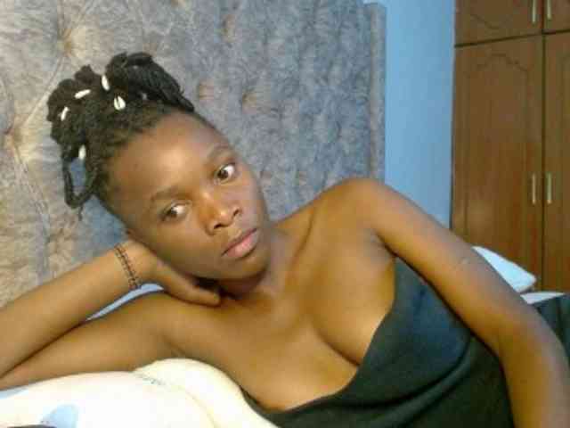 Naughty-Girl17 webcam