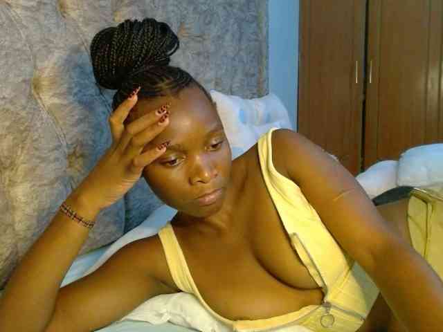 Naughty-Girl17 webcam