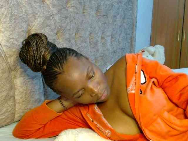 Naughty-Girl17 Naughty-Girl17