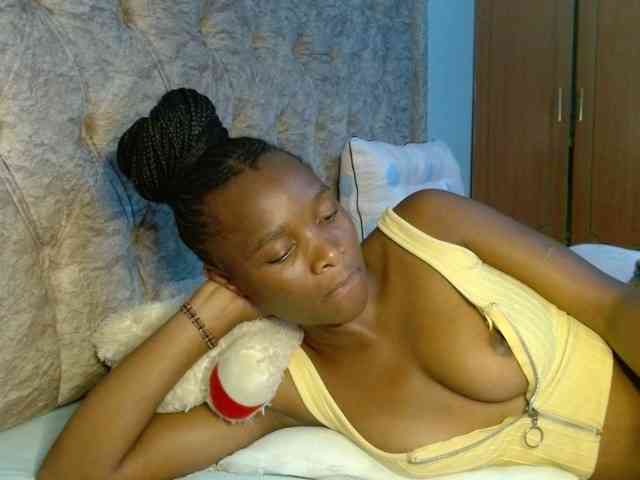 Naughty-Girl17 webcam