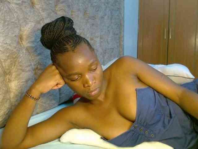 Naughty-Girl17 webcam