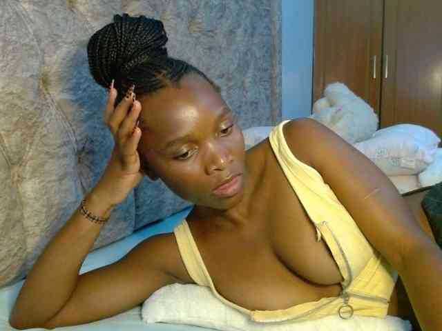 Naughty-Girl17 webcam