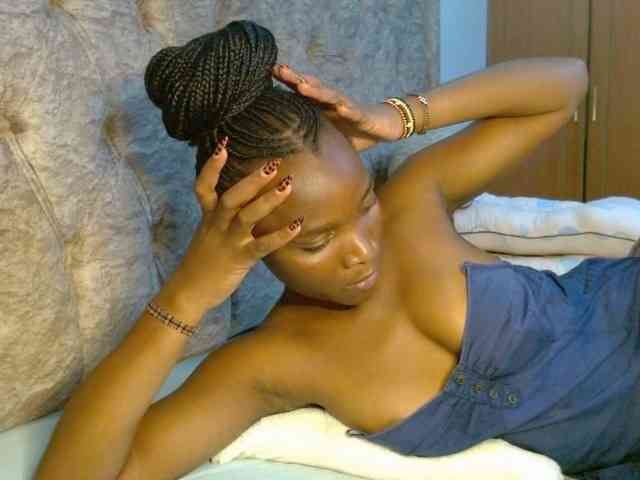 Naughty-Girl17 webcam