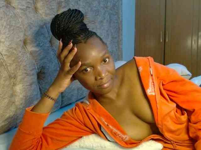 Naughty-Girl17 webcam