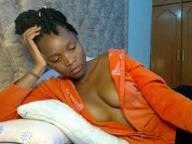 Naughty-Girl17 webcam
