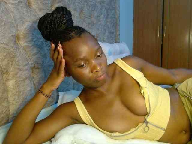 Naughty-Girl17 webcam