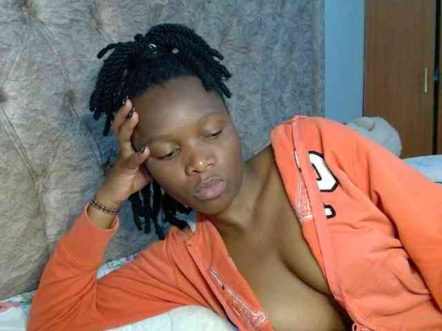 Naughty-Girl17 webcam