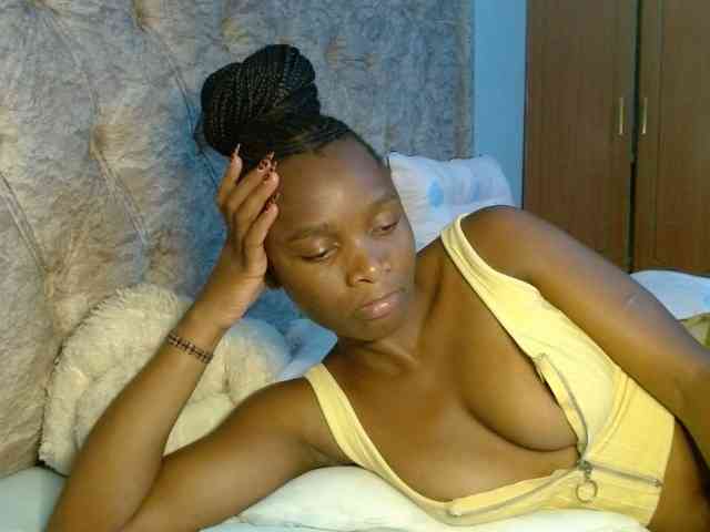 Naughty-Girl17 webcam