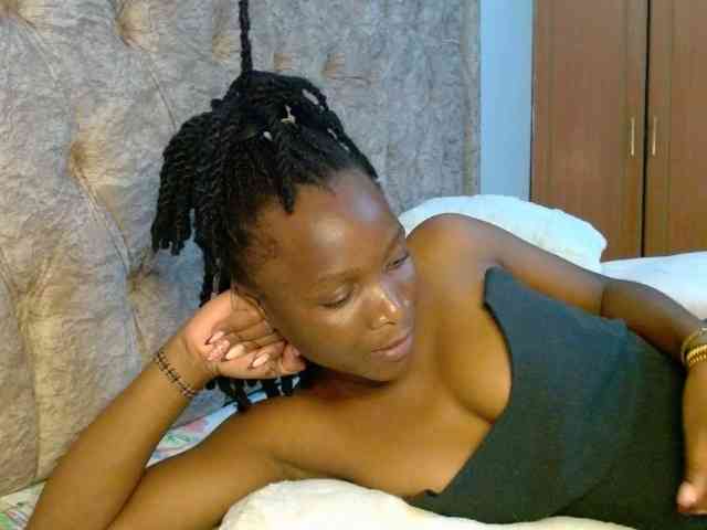 Naughty-Girl17 webcam