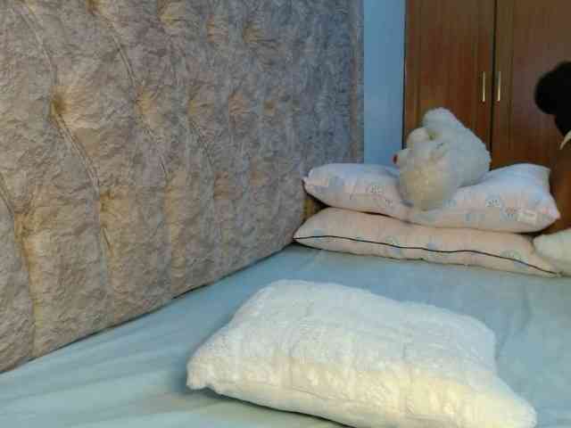 Naughty-Girl17 webcam