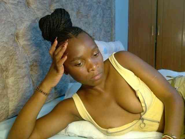 Naughty-Girl17 webcam