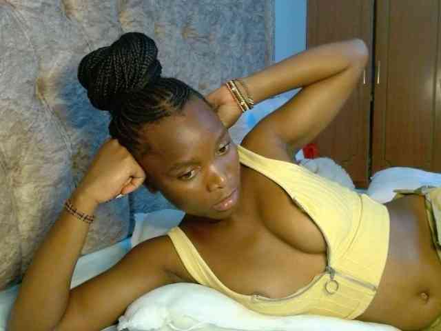 Naughty-Girl17 webcam