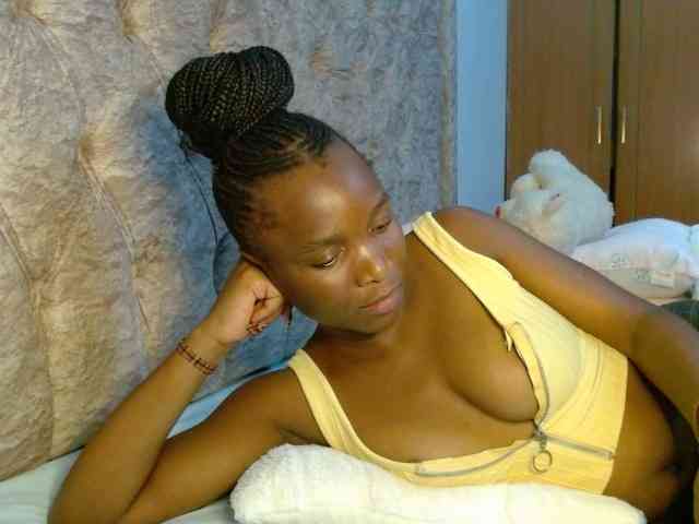 Naughty-Girl17 webcam