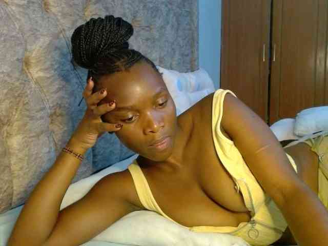 Naughty-Girl17 webcam