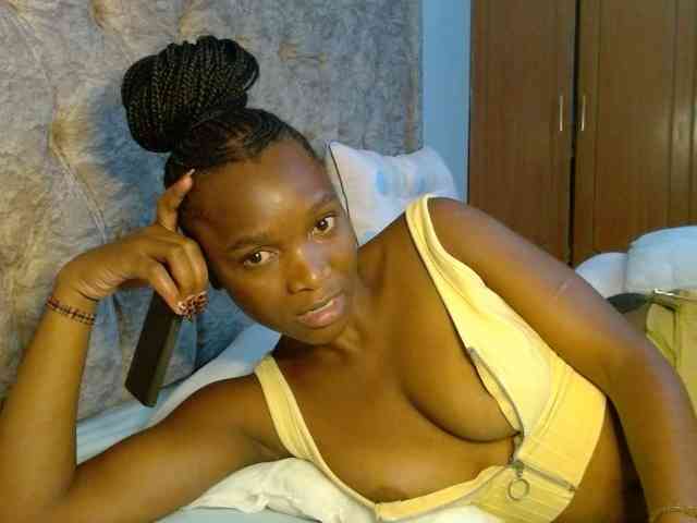 Naughty-Girl17 webcam