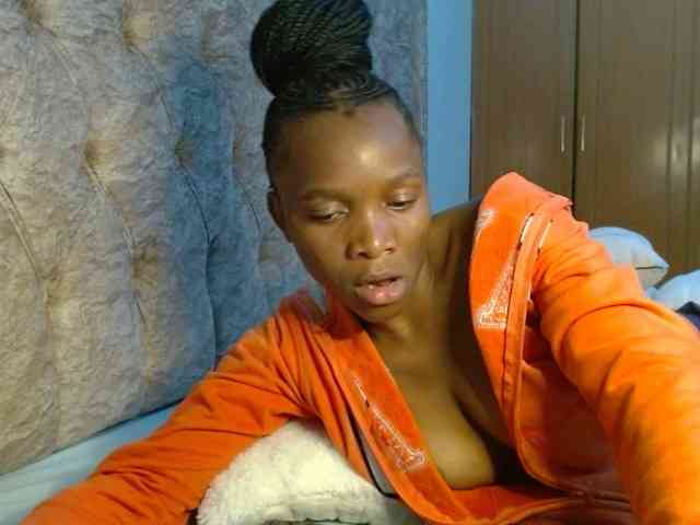 Naughty-Girl17 webcam