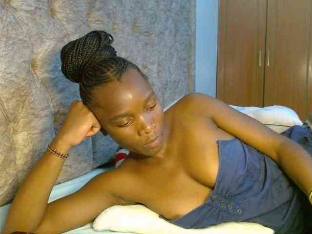 Naughty-Girl17 webcam