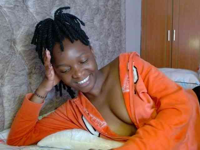 Naughty-Girl17 webcam