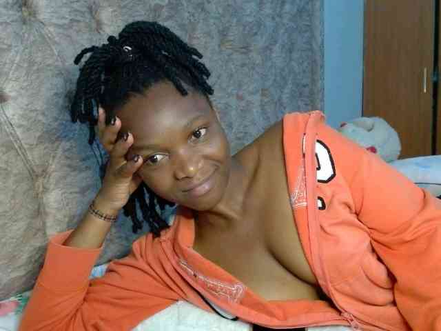 Naughty-Girl17 webcam