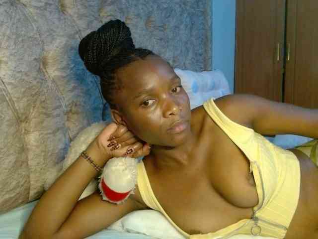 Naughty-Girl17 webcam