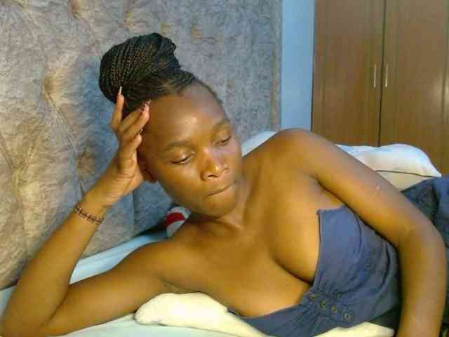 Naughty-Girl17 webcam