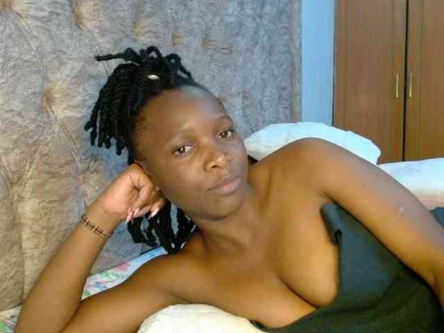 Naughty-Girl17 webcam