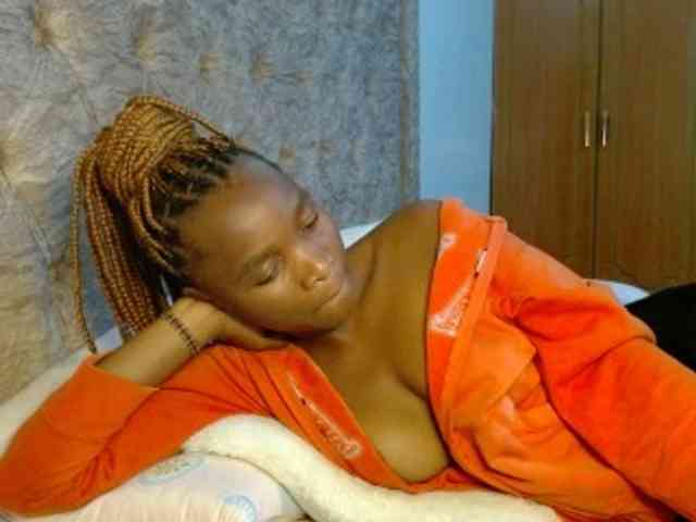 Naughty-Girl17 webcam