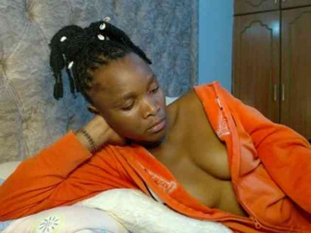 Naughty-Girl17 webcam