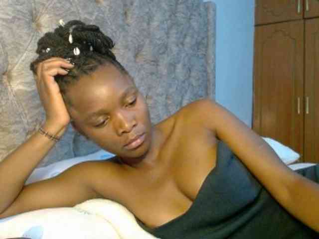 Naughty-Girl17 webcam