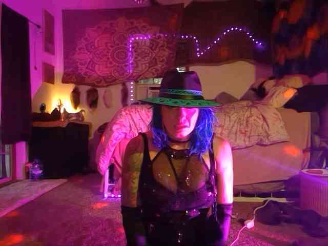LilahLure webcam