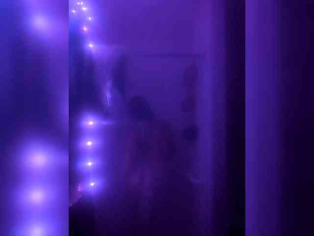 LilahLure webcam