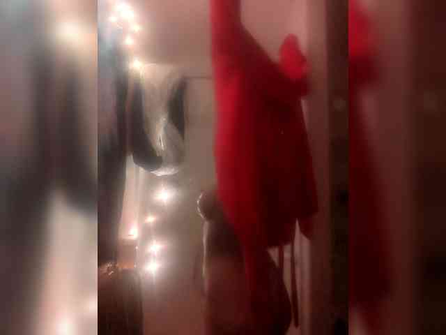 LilahLure webcam
