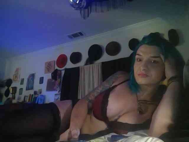 LilahLure webcam