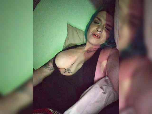 LilahLure webcam