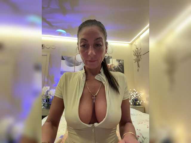 IrinkaGata's BongaCams show and profile