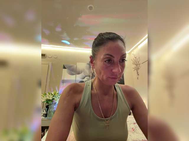 IrinkaGata's BongaCams show and profile