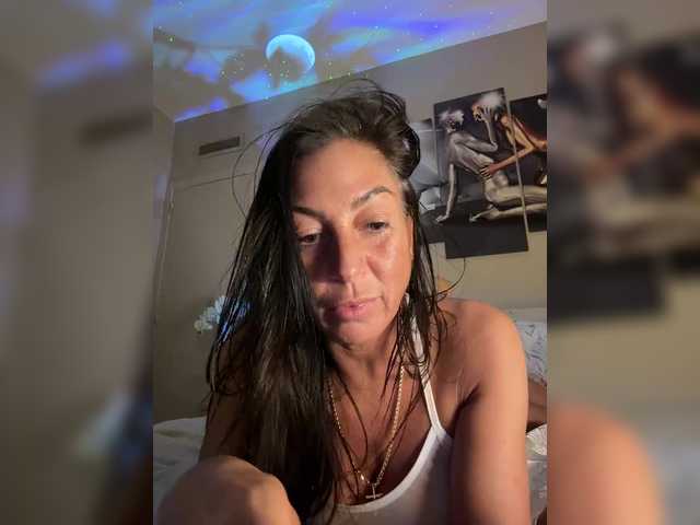 IrinkaGata's BongaCams show and profile