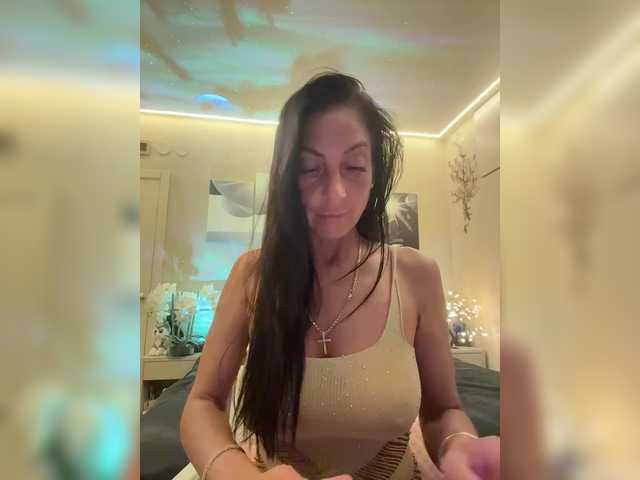 IrinkaGata's BongaCams show and profile